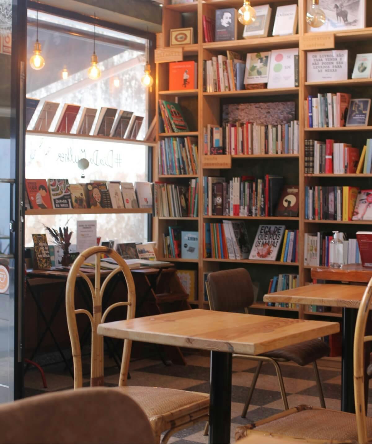 Insensato Café-Livraria