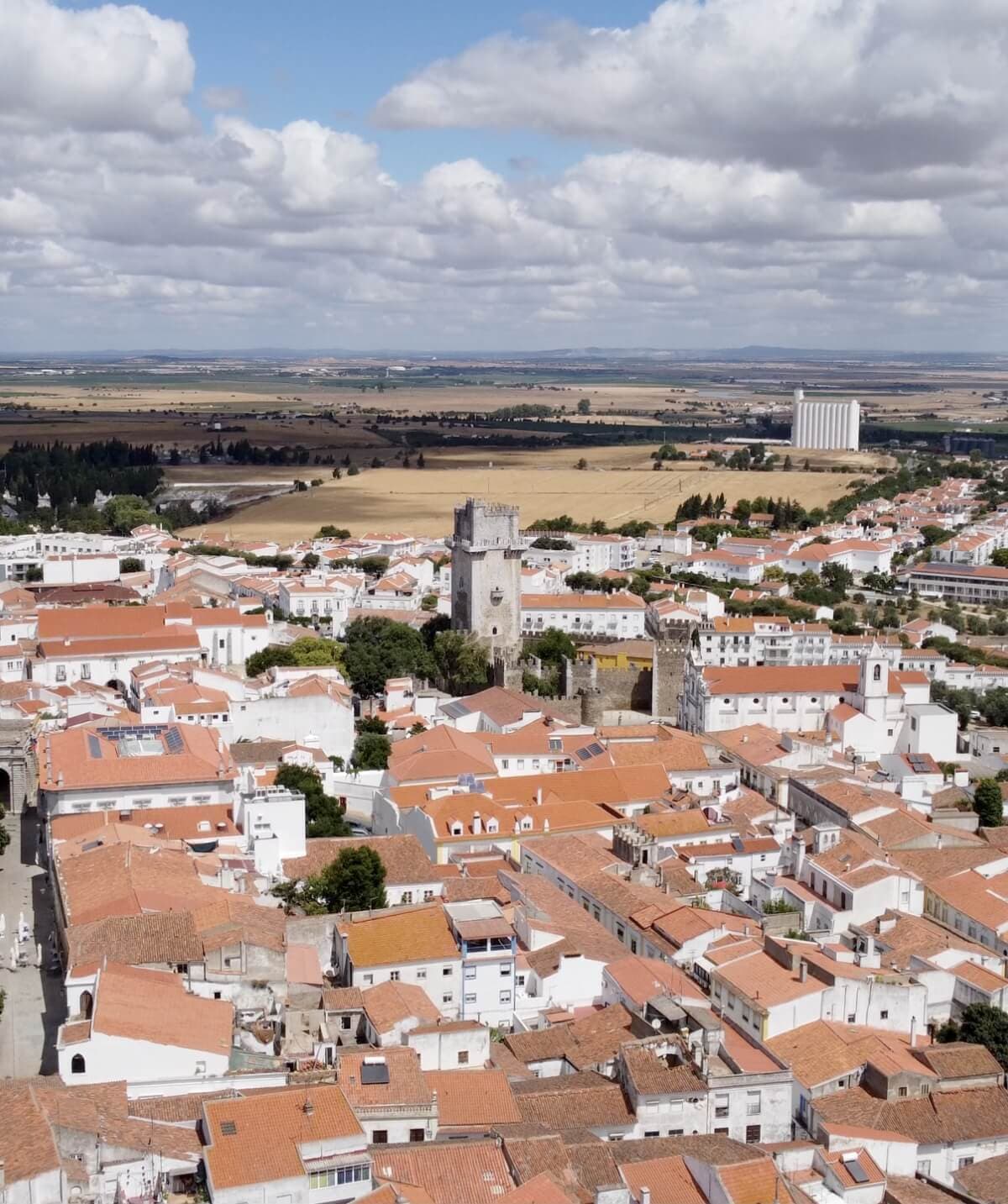 Praça da República (Pórtico da Igreja da Misericórdia)